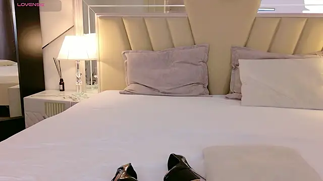 Jullia_Carter webcam