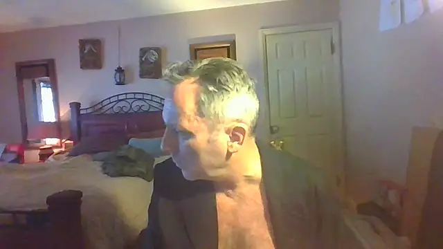 hunkofrock (Ask my age) - New Model on Recon Mission