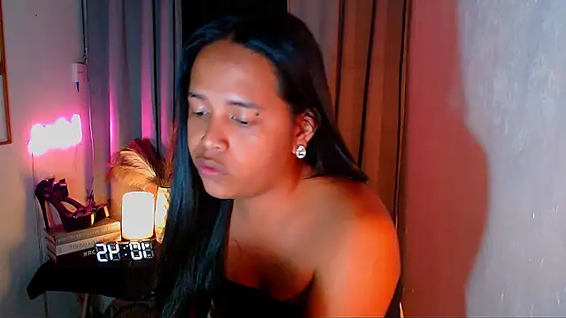 Lorainnelustts webcam