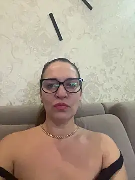 Milana8263 webcam