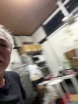 gholly2007 (M grandpa) - ピストンマシーンを買う