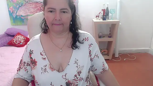 leonela_69 webcam