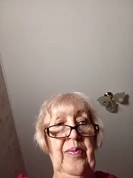 Webcam Model (Anatolia5961)  is live.Free join now!