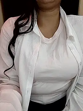 kaamuk_shweta webcam