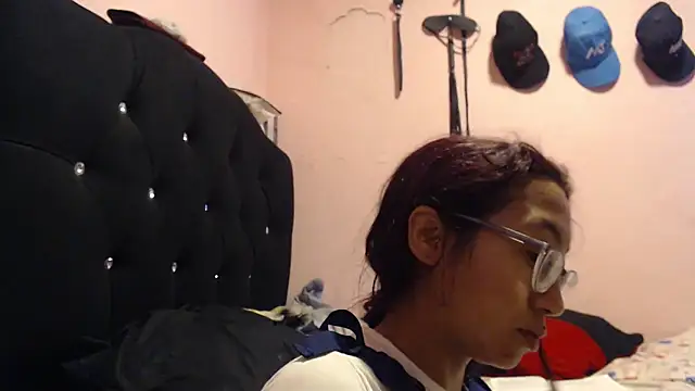 Violet_And_Smith webcam