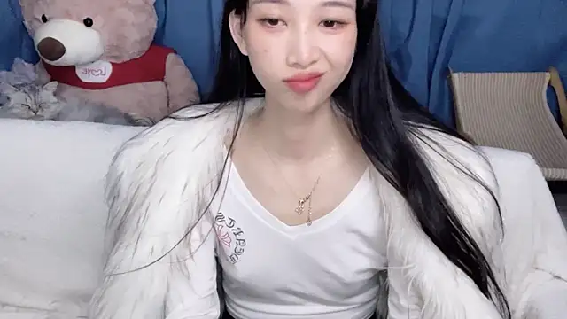 lili-2 - Lili-2's free webcam - UK Sex Cams