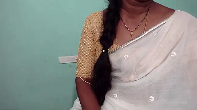 shrutitelugu69 (F milf) - saree remove and blouse remove in public