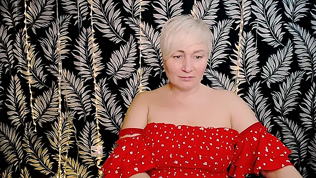 Olivia_playful webcam