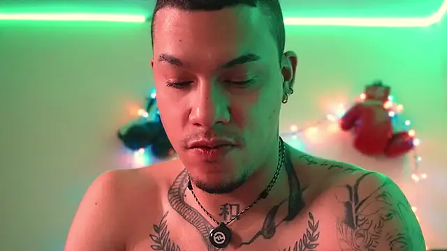 AlphaMasterXxx webcam