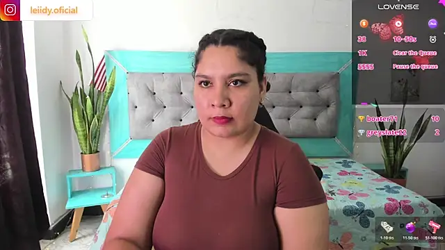 megannn-diamonts webcam