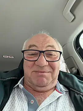 biggandybig - Biggandybig's free webcam - UK Sex Cams