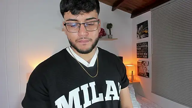 mike_foxxx_ - Mike_foxxx_'s free webcam - UK Sex Cams