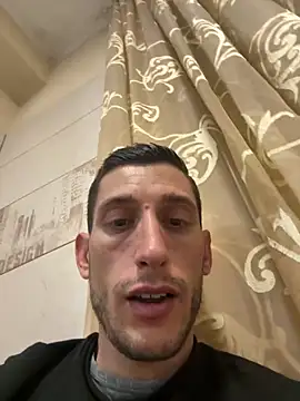 gionnytav (M young) - Sborrata cum