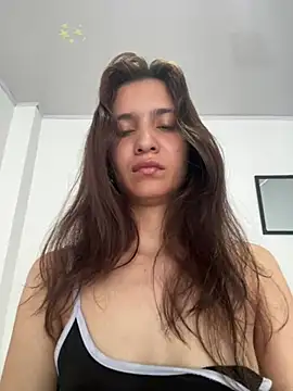 Webcam Model (MariaStill)  is live.Free join now!