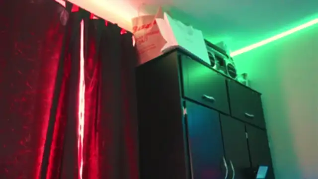 AlphaMasterXxx webcam