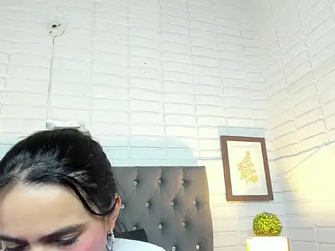 Samantha_Fiire webcam