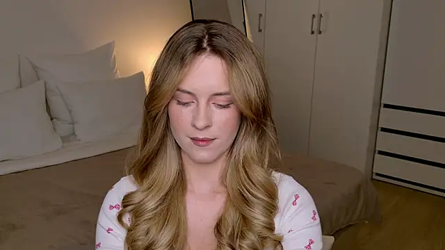 RozzitaBedberry webcam