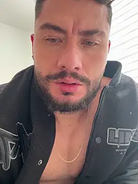 francorossi_ - FrancoRossi_'s free webcam - UK Sex Cams