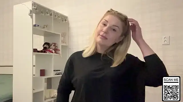 Blondie_xoxoxo webcam