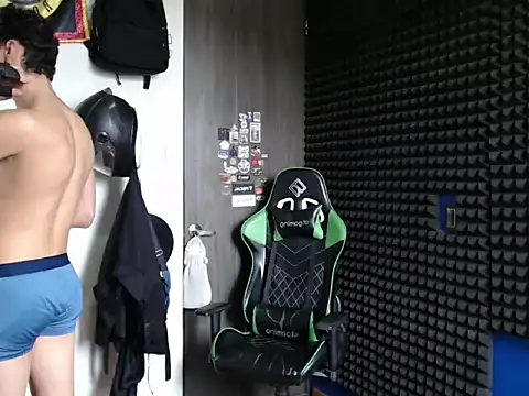 Mr_Lollipop77 webcam