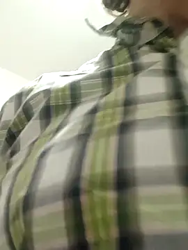 Saysomething3 webcam