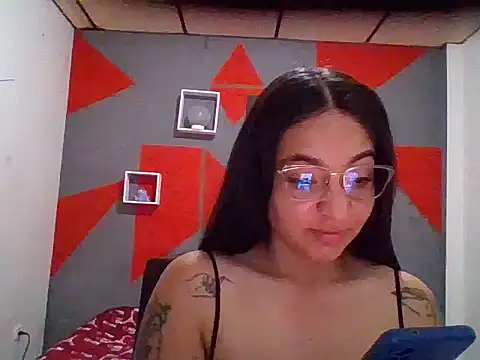 Girlbigtits webcam