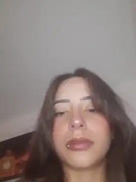 AlexxaAndRileyy webcam