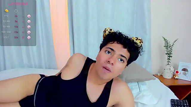 cherry_blossom77 webcam