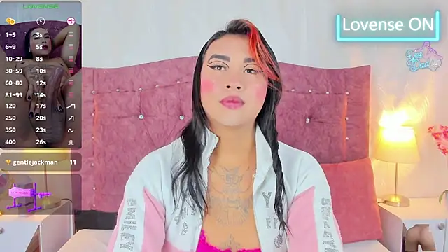 CristalSofiaHOT webcam