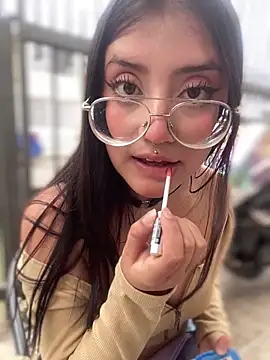 StrawberryPink_ webcam