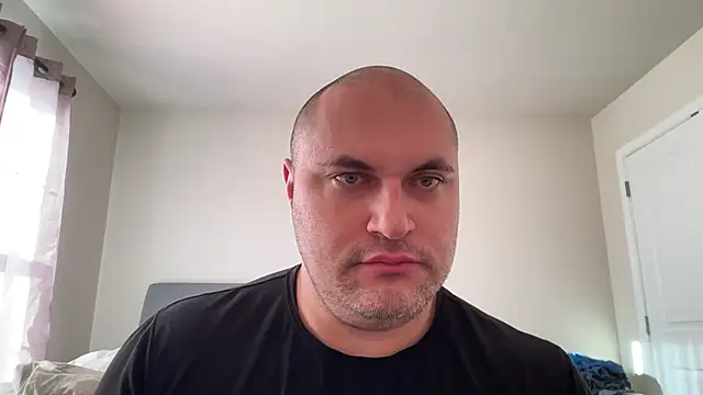 SluggishChase99 webcam