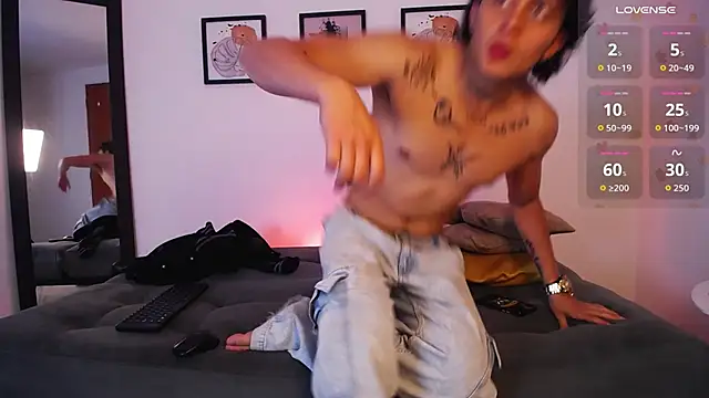 jay_taylor - Jay_Taylor's free webcam - UK Sex Cams