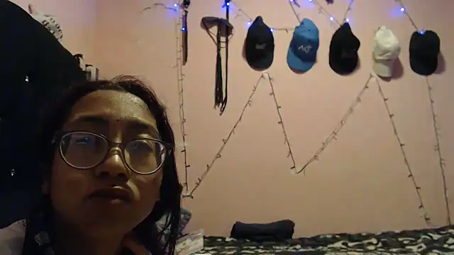 Violet_And_Smith webcam