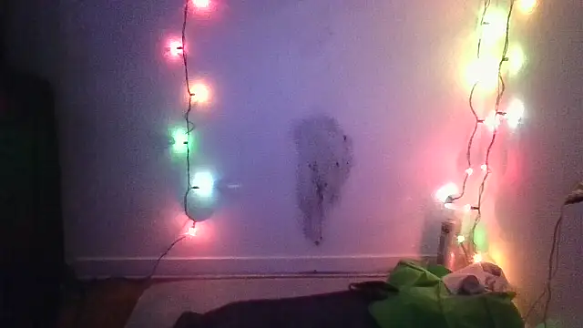 CloudyCockTeaser webcam