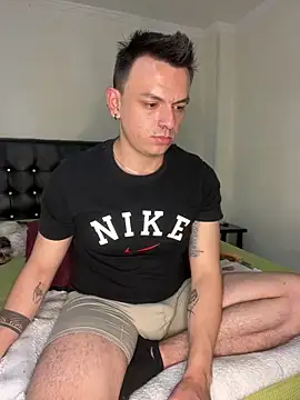 daniel_collins webcam