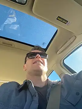 dilfiguess1 (Ask my age) - Keep yankin