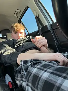 mase444 (M twink) - Cock out