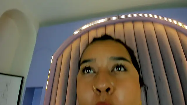 ChloeeMiller__ webcam