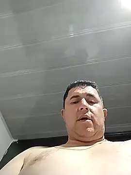 bigcristh79 (Ask my age) - Spit balls ANd ass