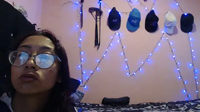 Violet_And_Smith webcam