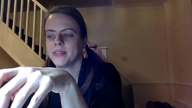 ElizabethArden42- webcam