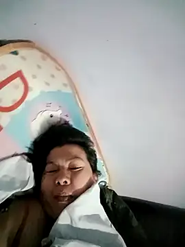 Webcam Model (TropicalFlower)  is live.Free join now!