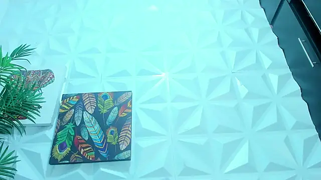 Anggie_Miller webcam