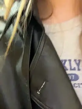 Sunny___Bunny webcam