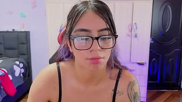 Andreita_Jones webcam