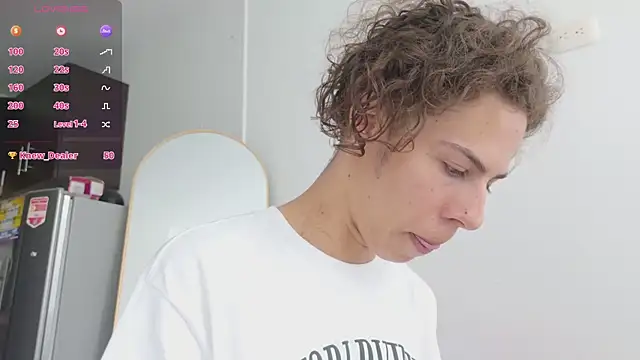 grey___27 - Grey___27's free webcam