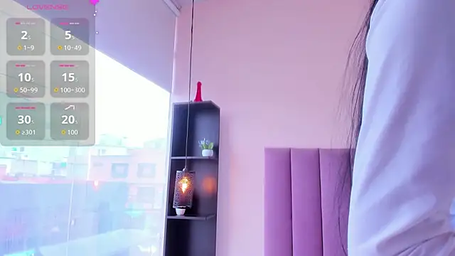 violet_myerrs webcam