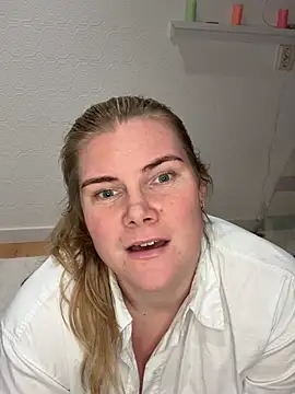 SexyBlondJoanna – webcam model profile photo