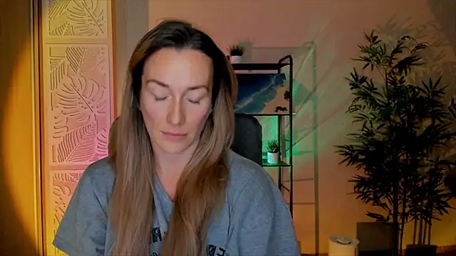 RebeccaMartinez webcam