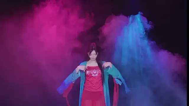 SuperGirl-100 webcam